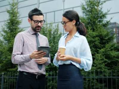 Essential Shirts and Trousers Every Professional Should Own